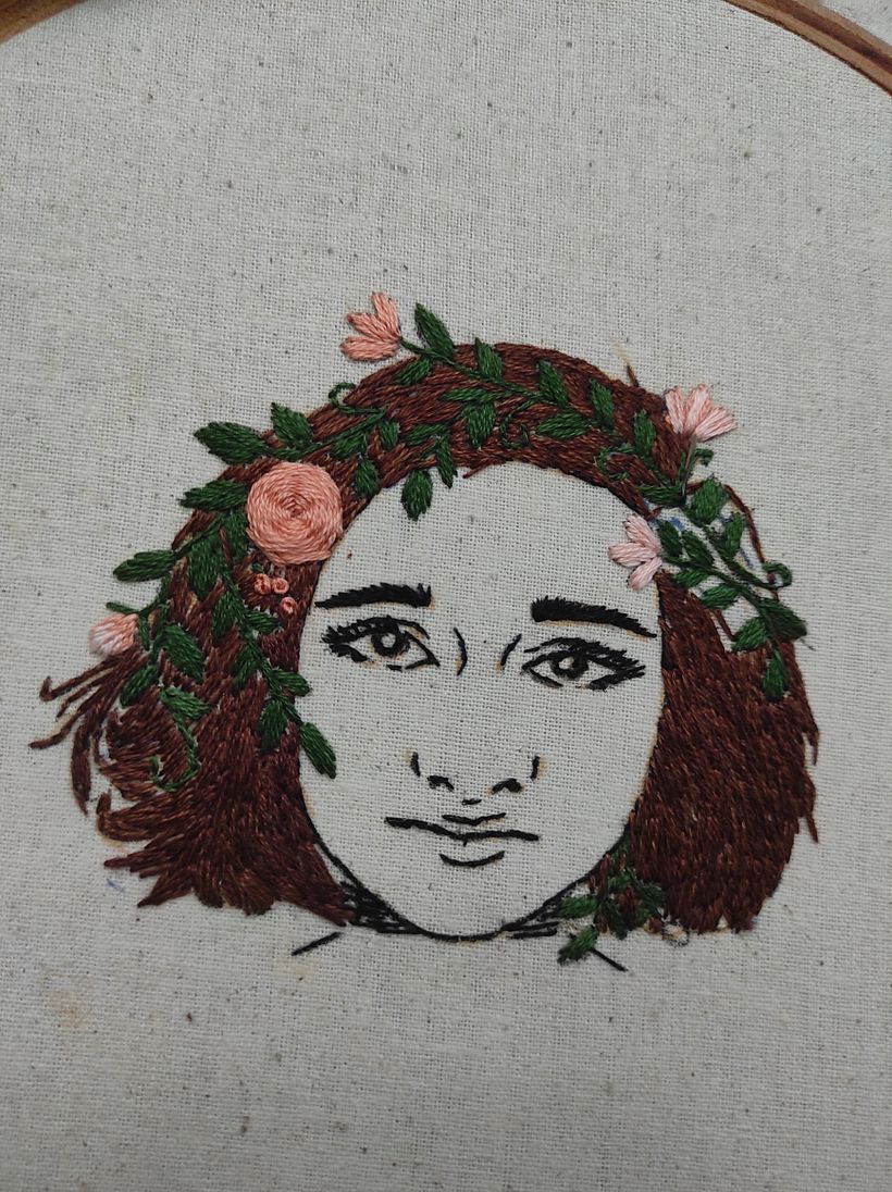 My project for course: Embroidery portraits on fabric 4