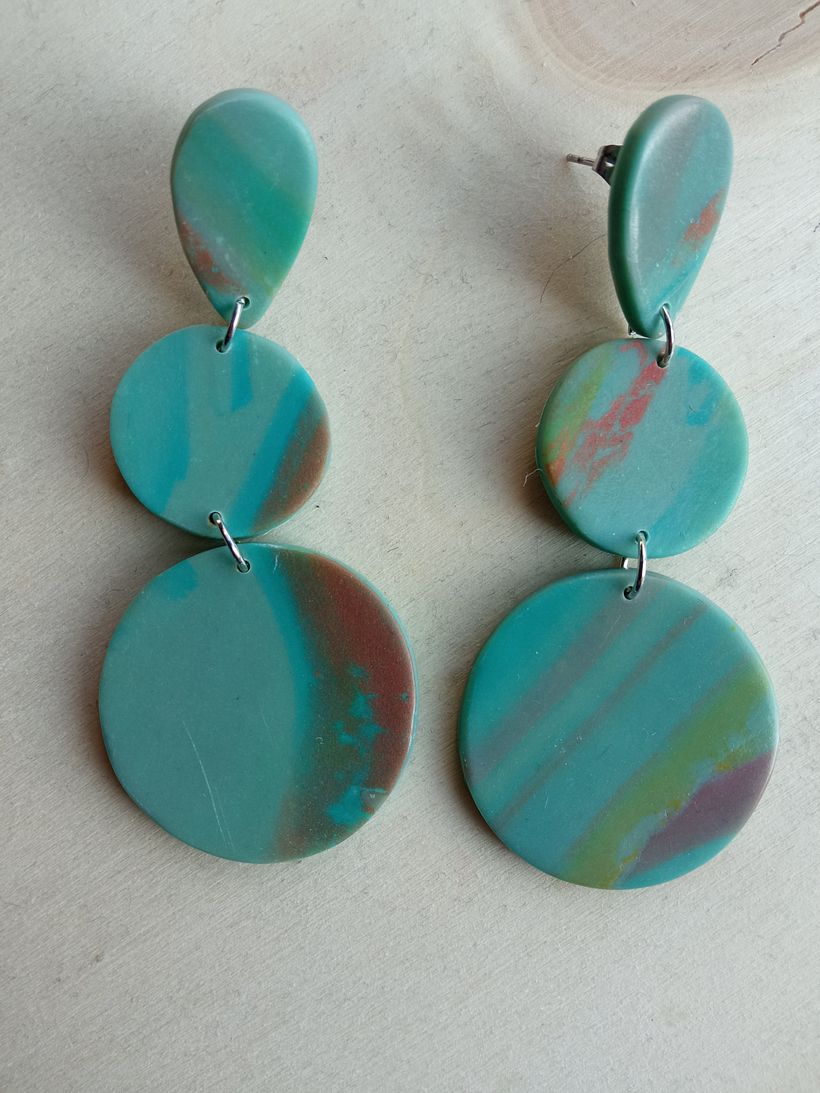 Différents projets de boucles d'oreilles 5