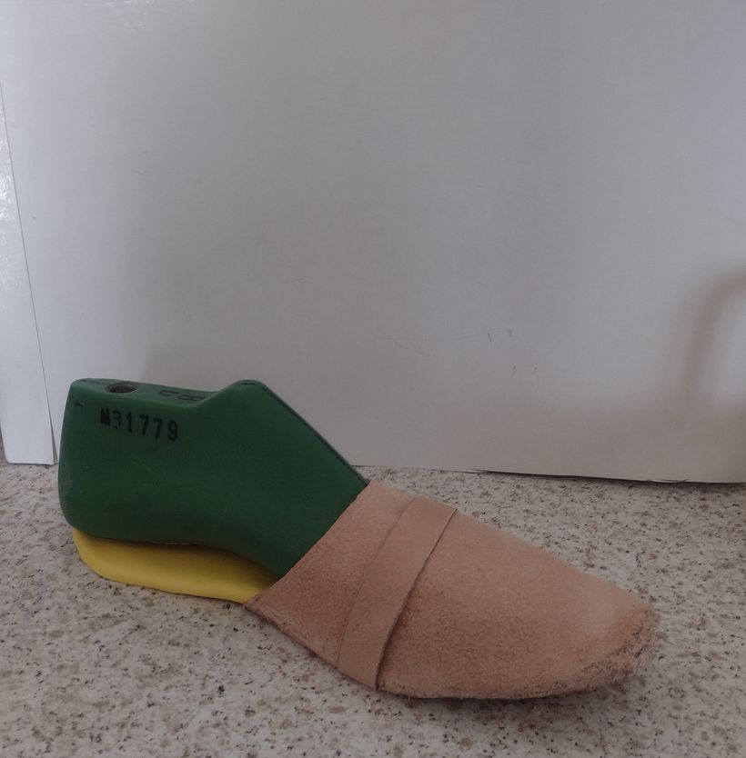 My project for course: Artisanal Leather Shoemaking for Beginners 4