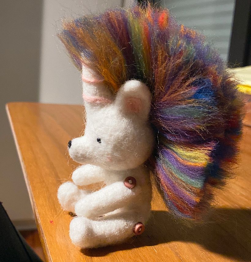 Mi Proyecto del curso: Needle felting: creación de personajes con lana y aguja 2