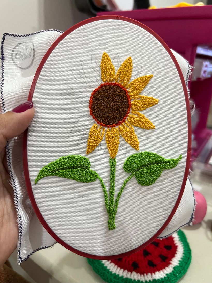 Agregando los verdes, todo con mucha paciencia, los nudos franceses llevan su tiempo :)