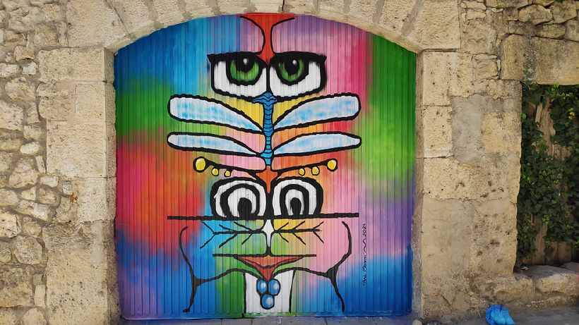 Tubilla oculta - Street Art