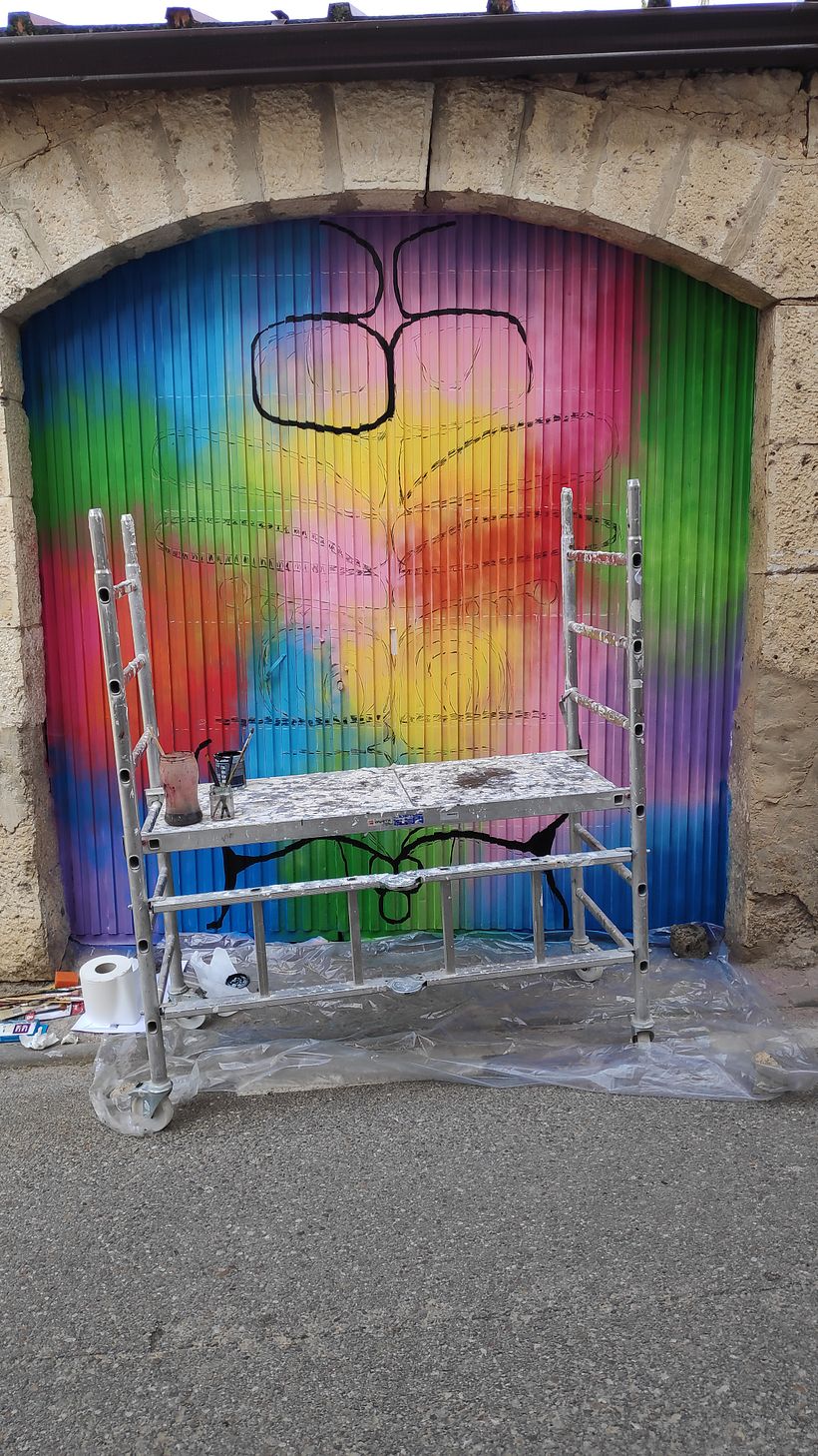 Tubilla oculta - Street Art