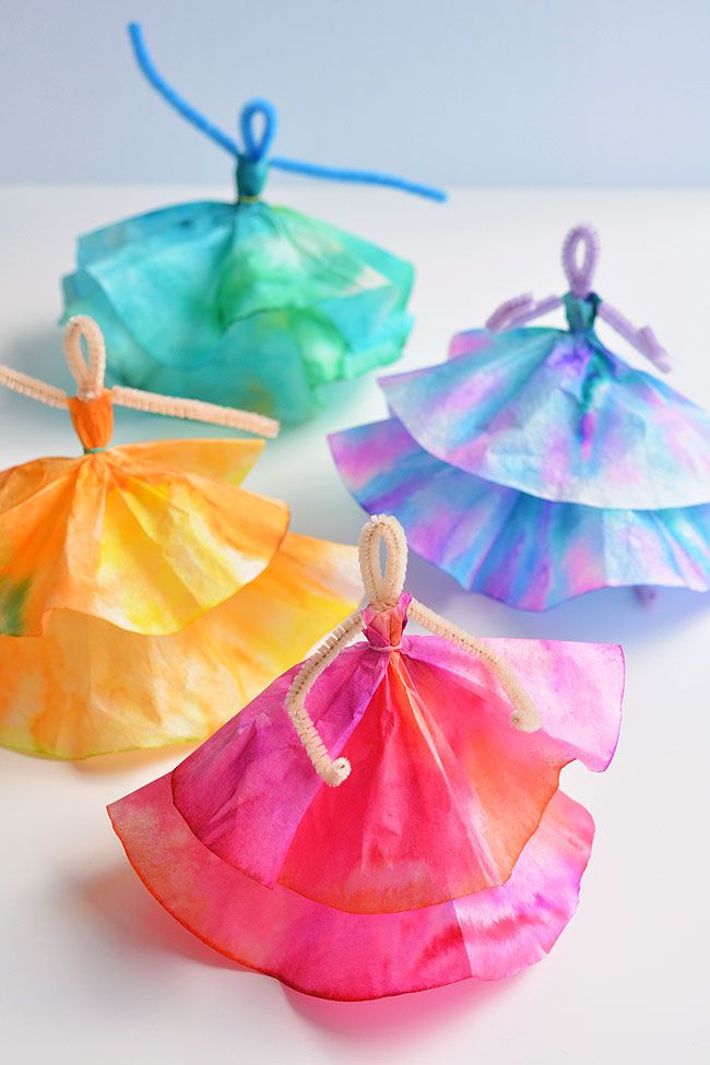 Can you believe you can make something so beautiful from regular old coffee filters?!