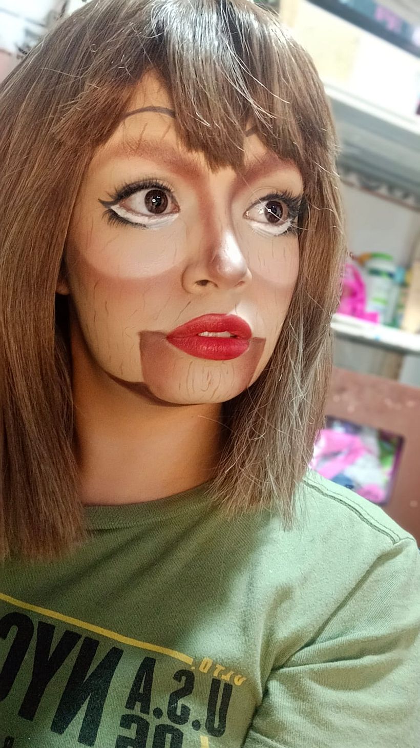 Mi proyecto del curso: Maquillaje de fantasía 2D 5