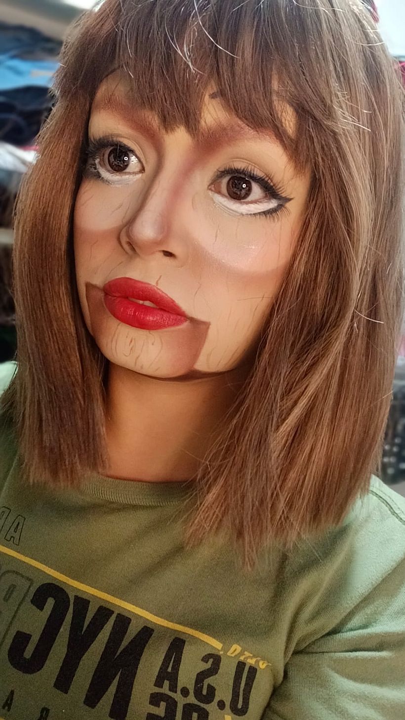 Mi proyecto del curso: Maquillaje de fantasía 2D 6