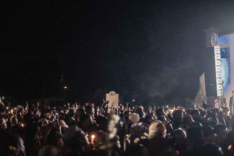 Los fieles durante la misa de medianoche