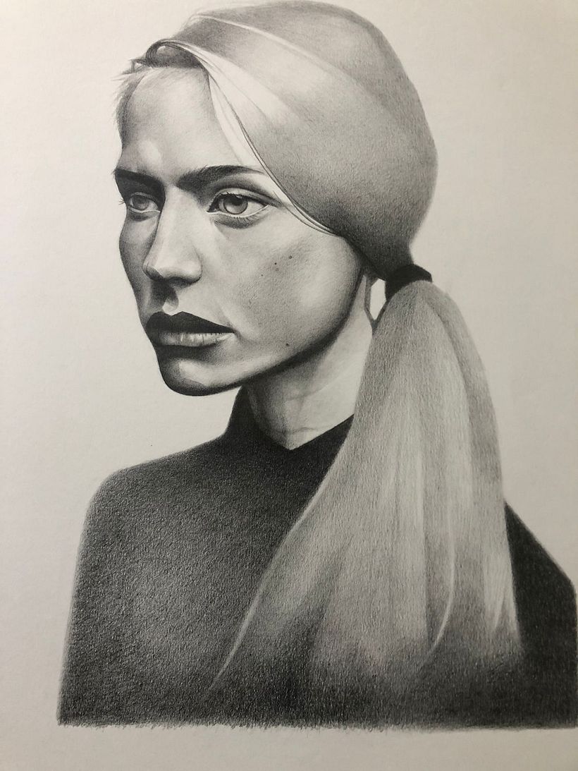 Mi proyecto del curso: Retrato realista con lápiz de grafito 9