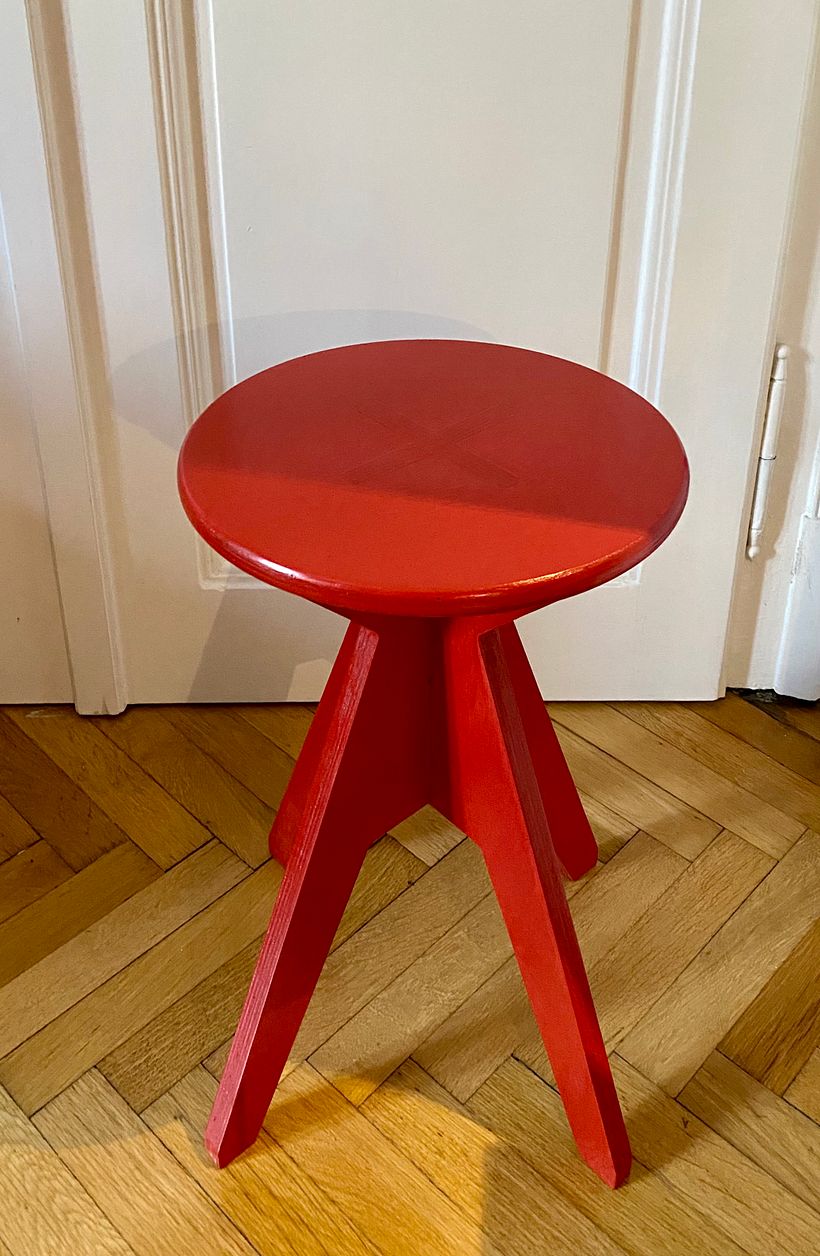 Love the hard wax oil in red!