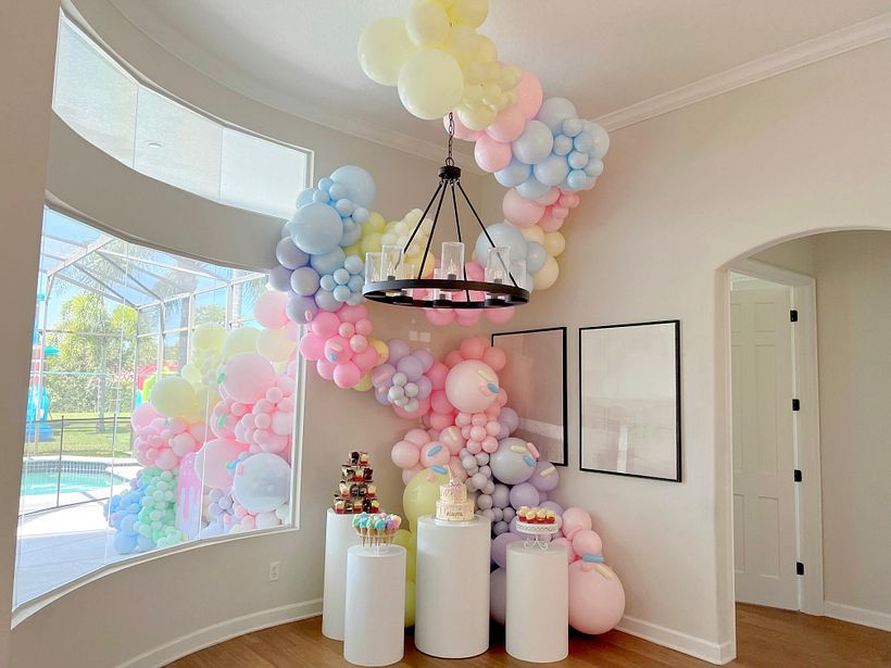 Balloon Garlands 1