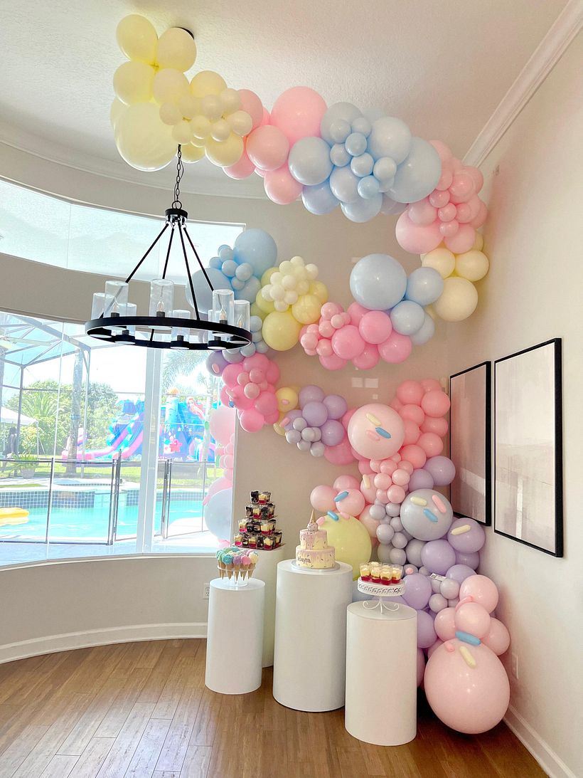 Balloon Garlands 2