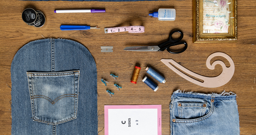Upcycling Tutorial: How To Create a Makeup Bag With Your Scraps 4