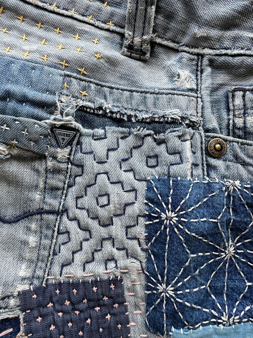 Example of the kakinohana zashi mend on my jeans