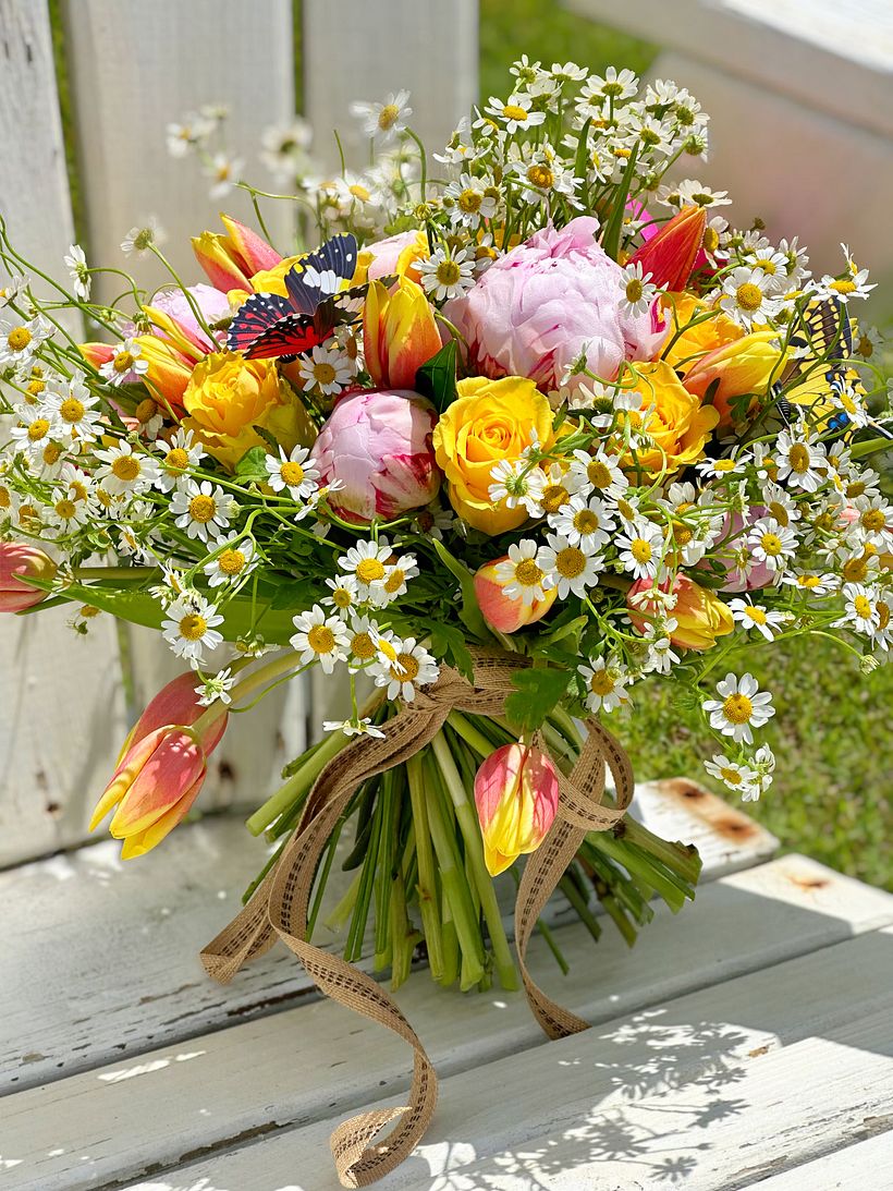 My project for course: Floral Arrangement Design with Seasonal Blooms 3