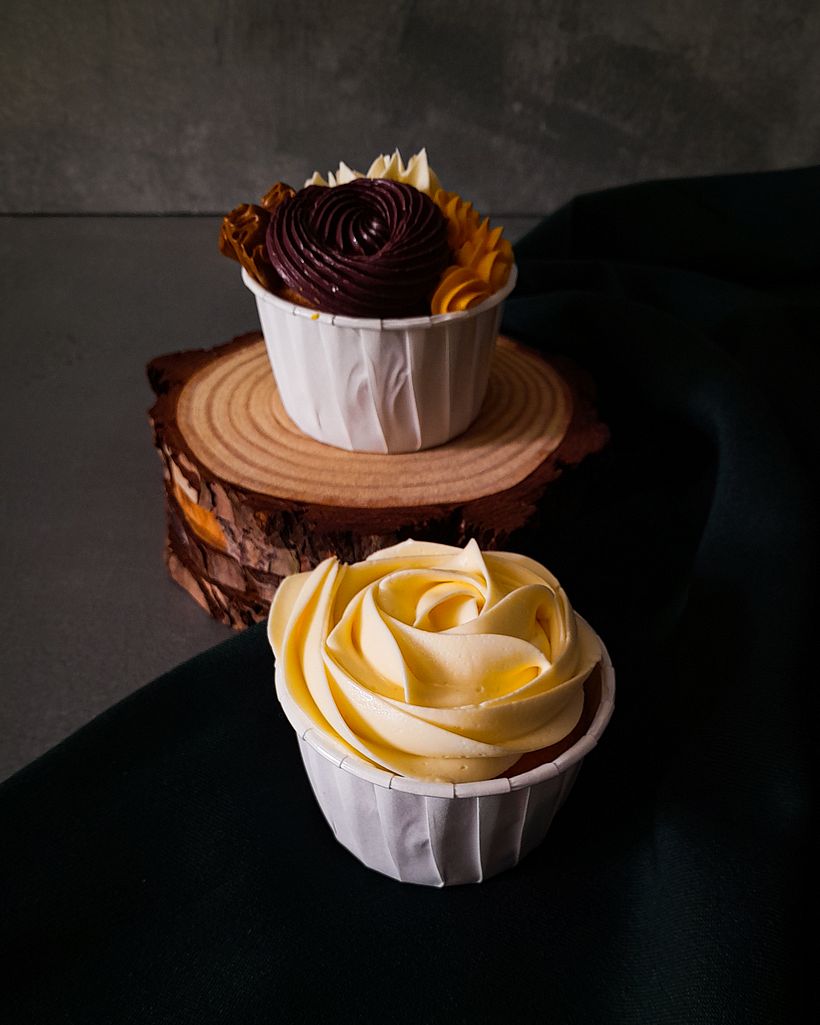Autumn cupcakes; My project for course: Creative Cupcake Decorating Techniques 1