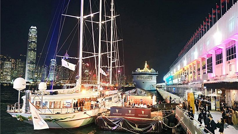 John Walker Voyager - Pemasaran