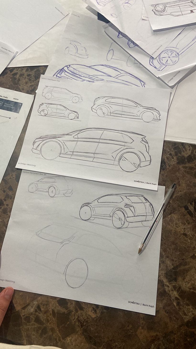 Mi proyecto del curso: Diseño de automóviles: el boceto 3