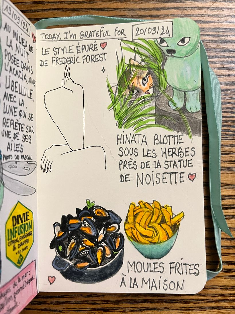 Hinata ama ancora nascondersi nell'erba intorno alla tomba di Noisette. Arte minimalista, così elegante... Cena casalinga a base di patatine fritte e cozze.