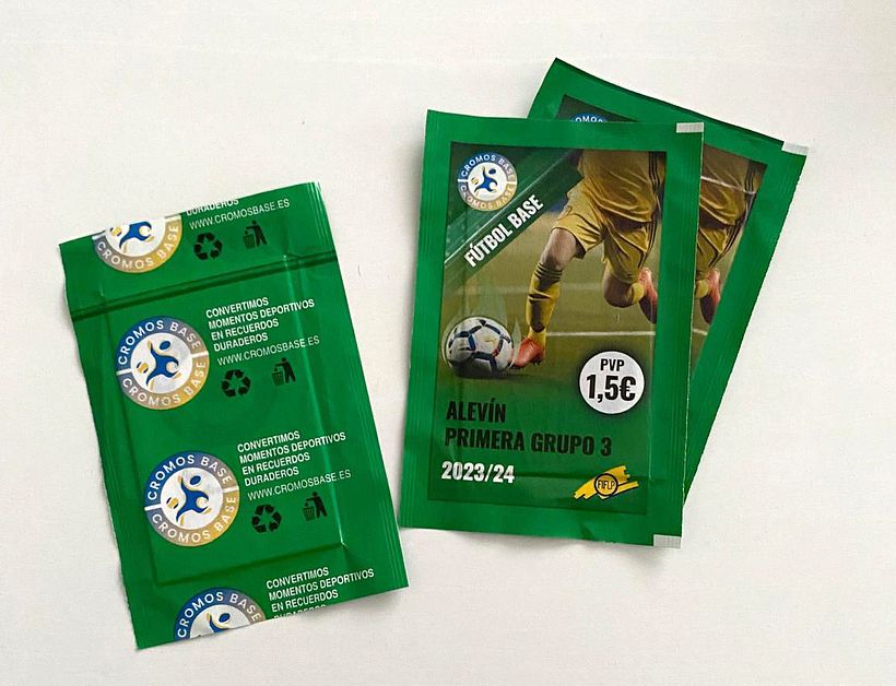 Diseño y realización de cromos para niños de Fútbol Base 1