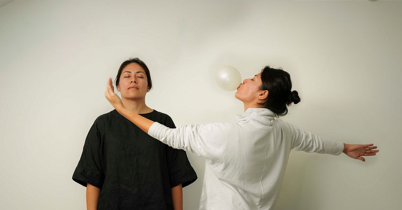 Rostro entre nubes, fotomontaje surrealista - Fotografía