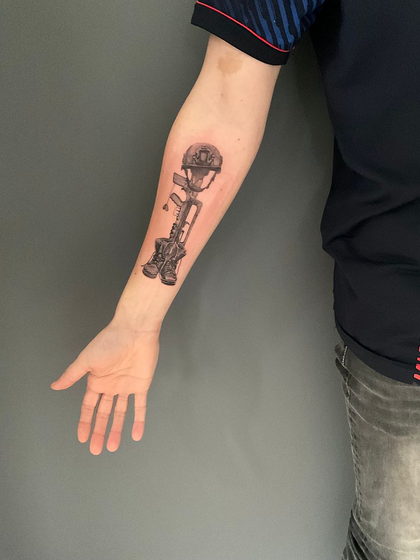 Mon projet du cours : Tatouage en pointillisime 1