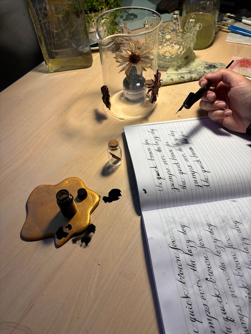 Práctica con una pequeñita tragedia, di vuelta la tinta.