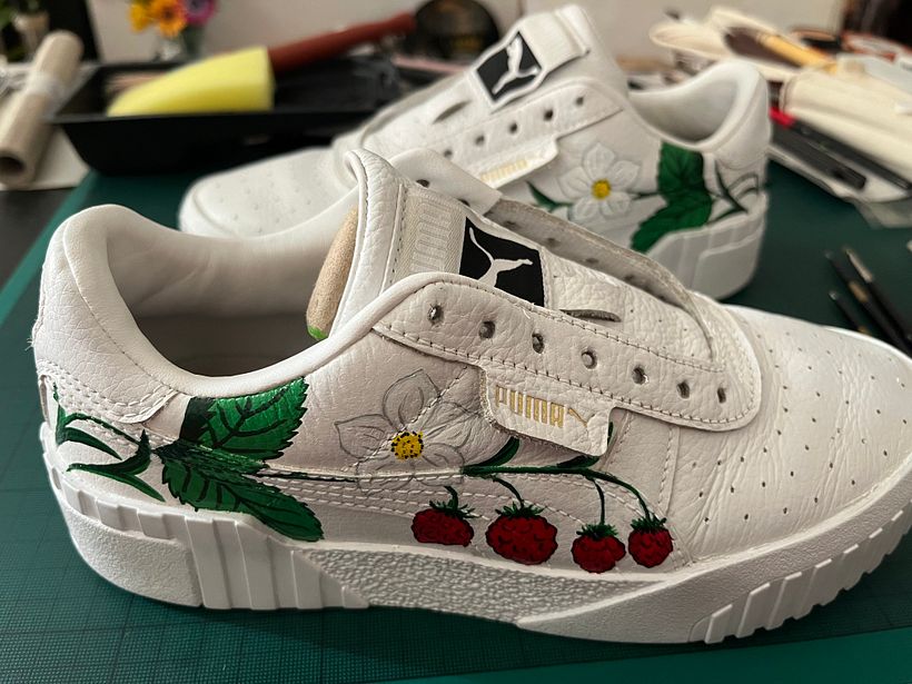 Wild strawberry design