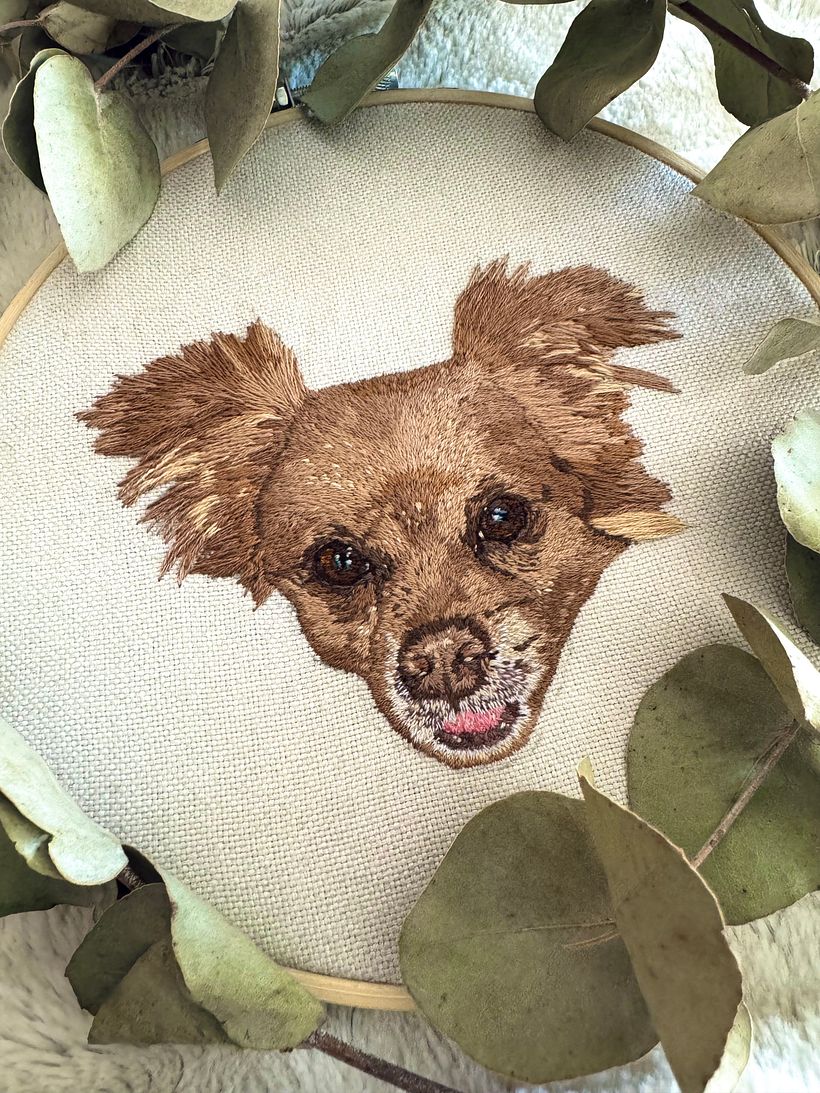 Retrato bordado pelo a pelo: Pinky - Artesanía