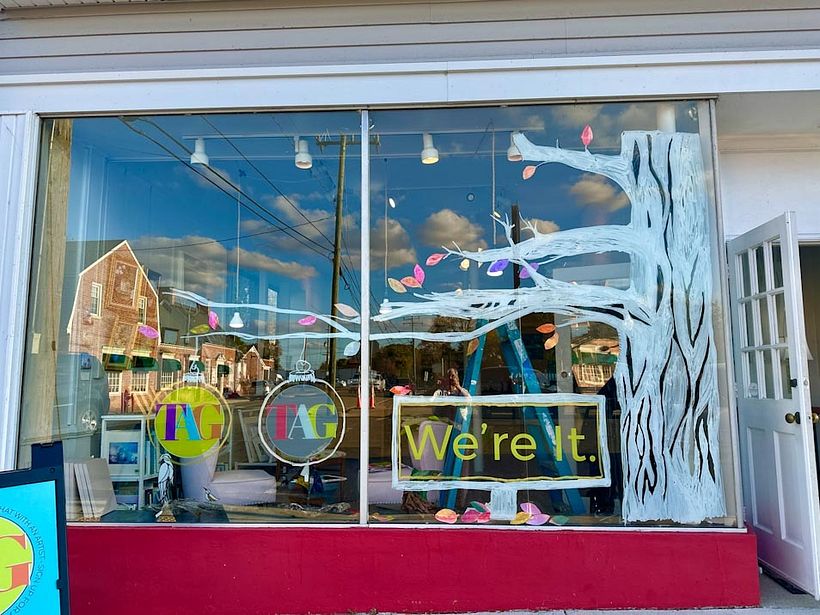 Art Gallery Window Display 1