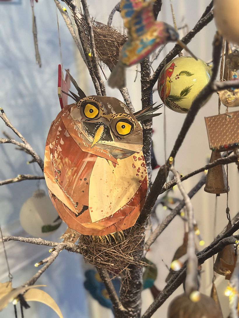 Art Gallery Window Display 13