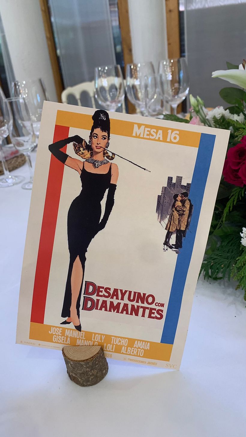 Mesero "Desayuno con Diamantes"
