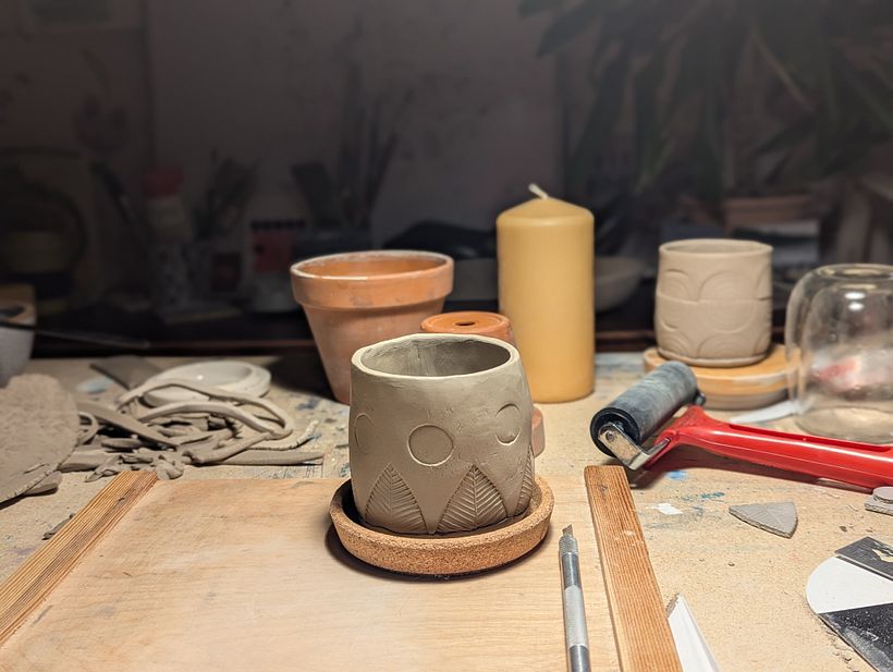 Textured hiking mugs 2