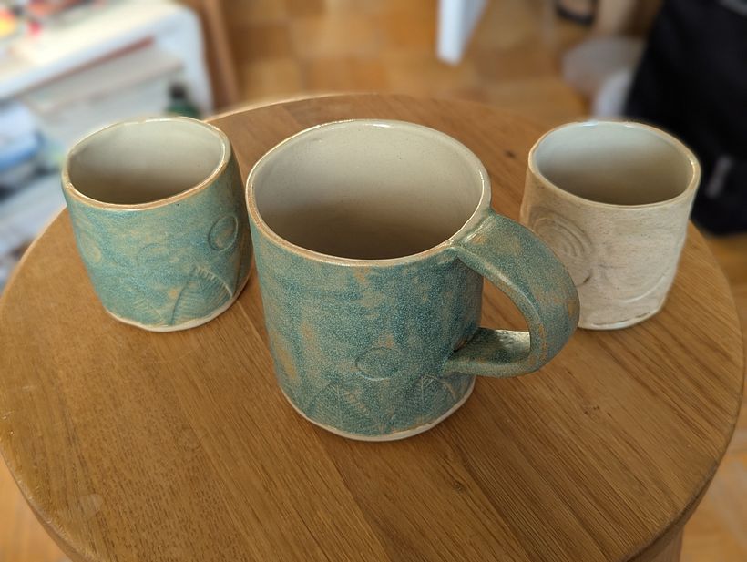 Textured hiking mugs 2