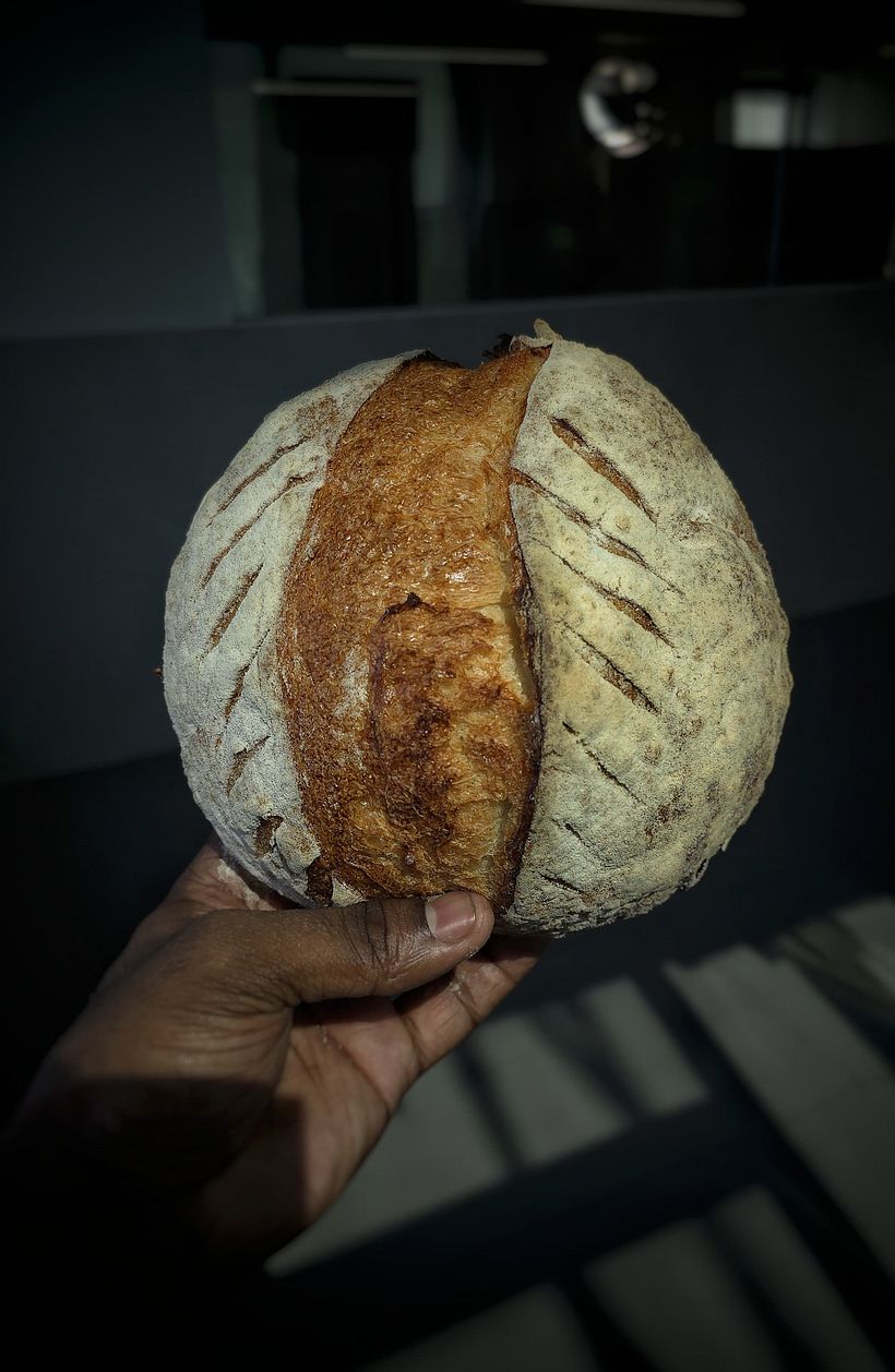 Captured this stunning sourdough with my S24 Ultra, showcasing its golden crust and intricate textures! 3