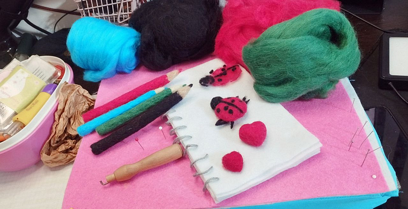 Ladybug felting stop-motion animation  1