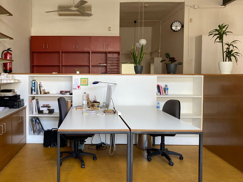 Zonas de trabajo cómodas y con luz natural