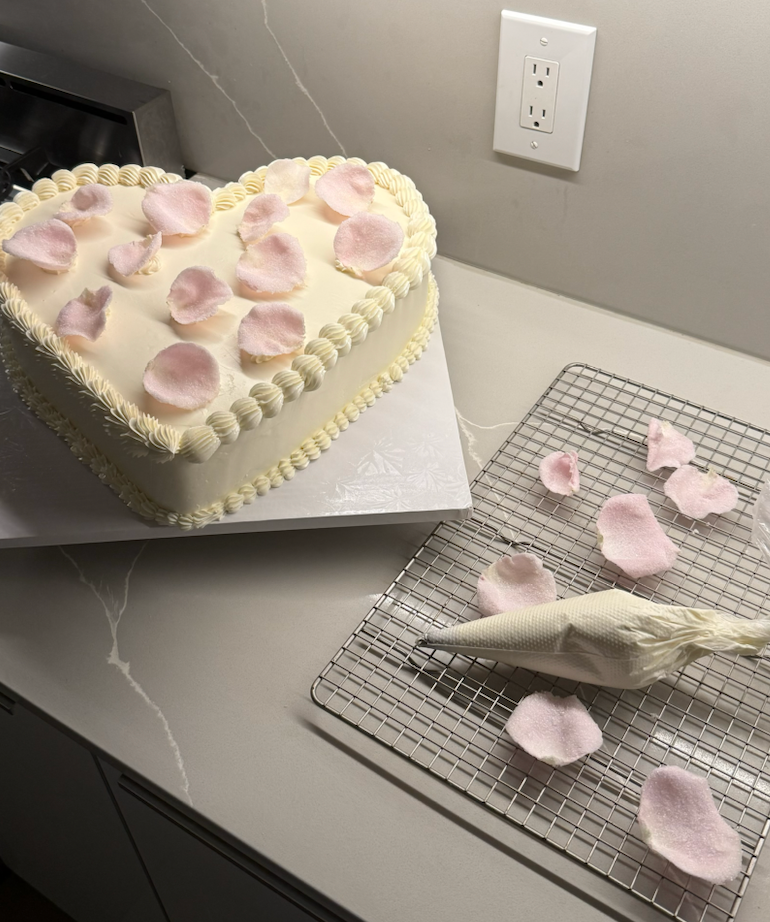 VALENTINES DAY DESSERT TABLE FOR DIOR 1