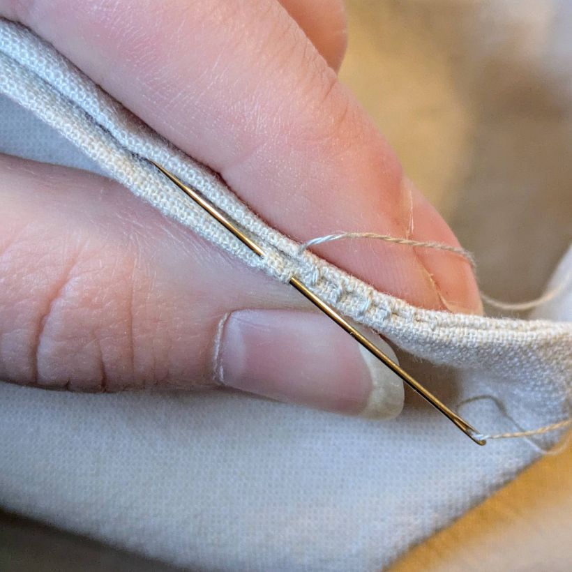 Embroidered Hare Collar 1