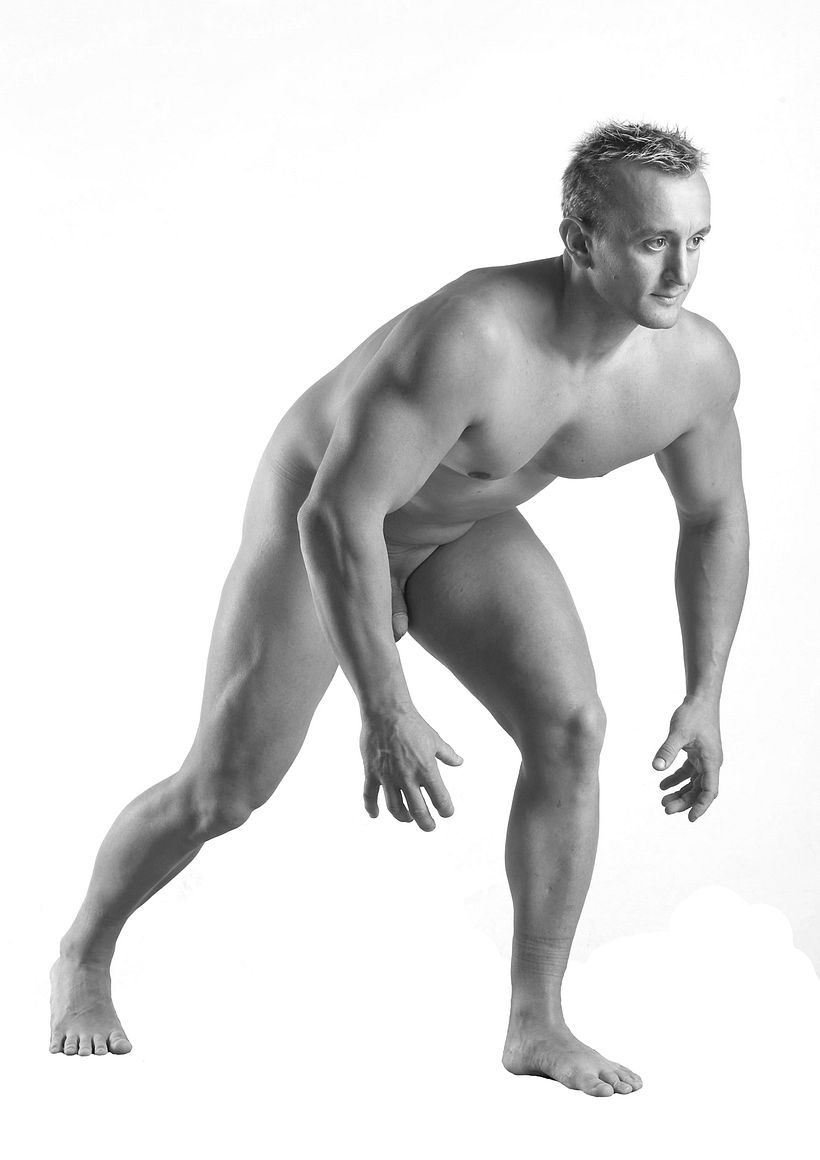DYNAMIC POSE 1