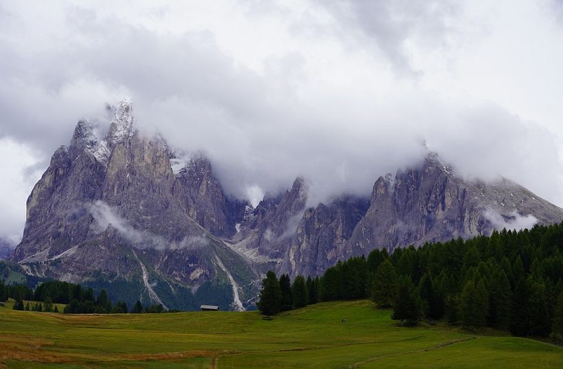 Entre montañas - Between  1