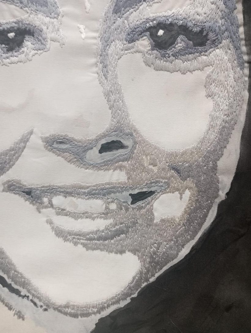 Portrait et peinture brodés  5
