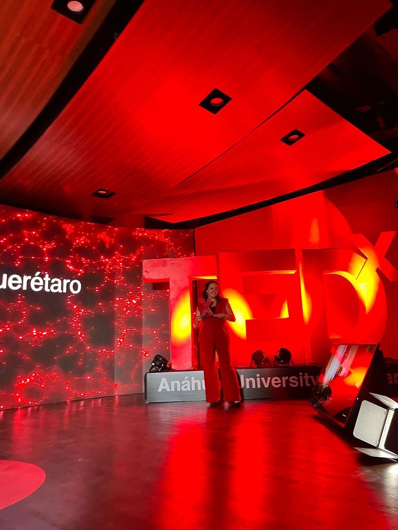 TEDX: La metamorfosis de la enfermedad 1