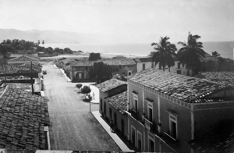 El pueblo pesquero que se convirtió en una gran ciudad: Puerto Vallarta. El Centro Histórico y sus movimientos arquitectónicos. 1
