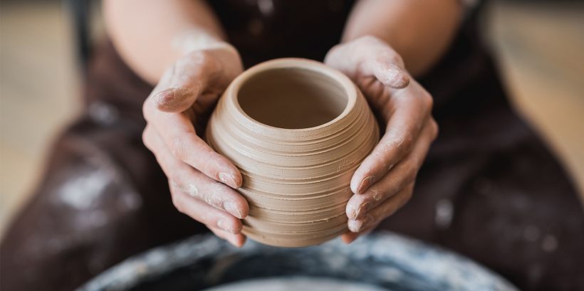 Come l'arte può aiutare a ridurre lo stress quotidiano: tecniche creative per la cura di se stessi 4