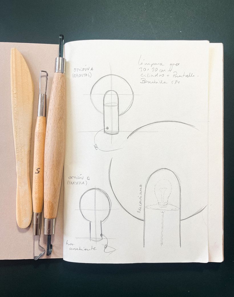 Stoneware table lamp 1