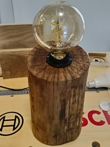Lámpara de madera 2