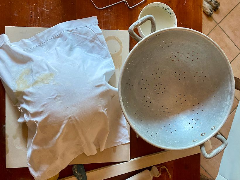 Cómo hacer un centro de mesa de cerámica con una cala 2