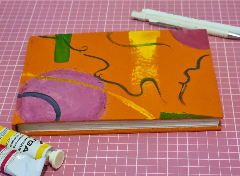 Design e encadernação de sketchbooks 6