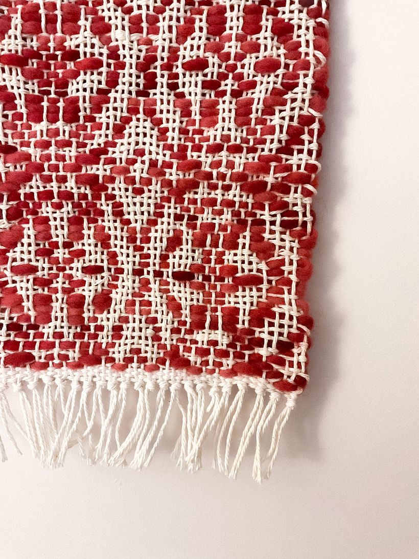 Intertwined Circles: Frame Loom Weaving 1