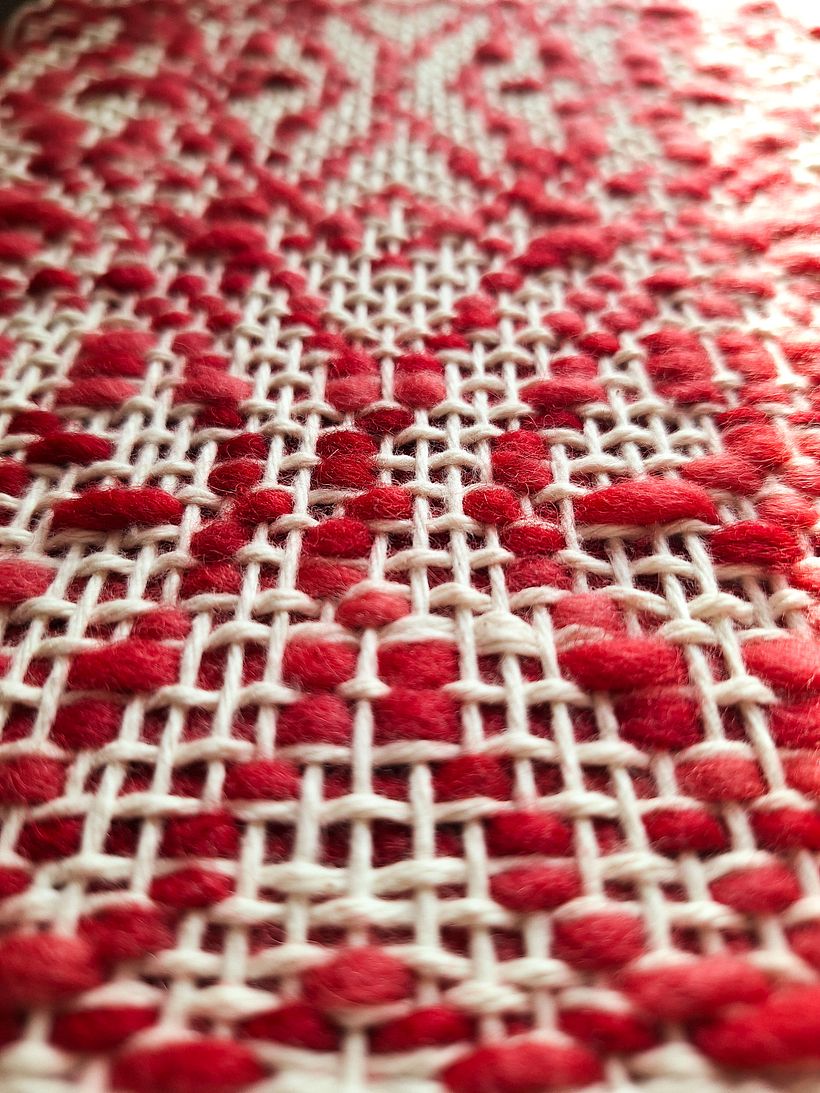 Intertwined Circles: Frame Loom Weaving 1